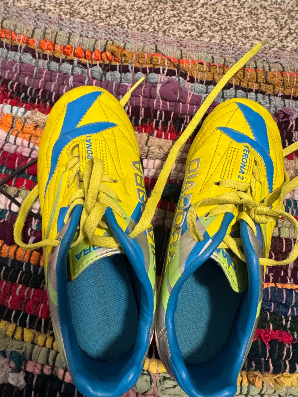Diadora Kids Yellow and Blue Soccer Cleats